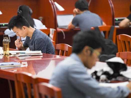 并非签证单一维度的博弈：美国高等教育吸引力重构的深层逻辑 教育招生