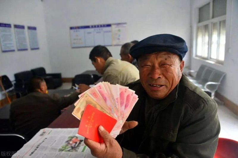  2025年农民养老金调整深度解读：基础标准提至163元背后的政策逻辑与长期趋势 股票财经 2025年农民养老金调整深度解读：基础标准提至163元背后的政策逻辑与长期趋势 股票财经 2025年农民养老金调整深度解读：基础标准提至163元背后的政策逻辑与长期趋势 股票财经 2025年农民养老金调整深度解读：基础标准提至163元背后的政策逻辑与长期趋势 股票财经